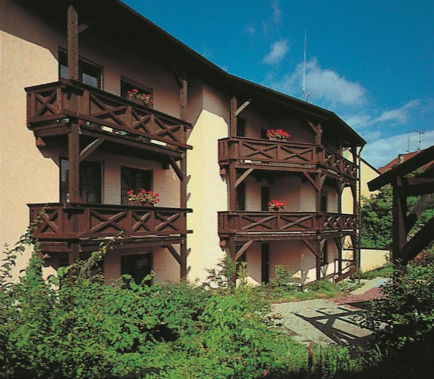 Hotel Rokokohaus Erlangen Esterno foto
